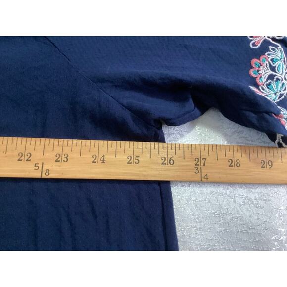 Max Studio tunic blouse  navy scoop neck, bell sleeves floral embroidery sz 3X - Picture 6 of 8